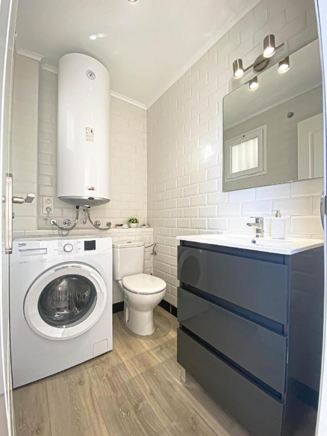 Small Oasis Nelson Mandela Apartment With Sea View, Two Bedrooms, Parking, Terrace And Pool Manilva Ngoại thất bức ảnh