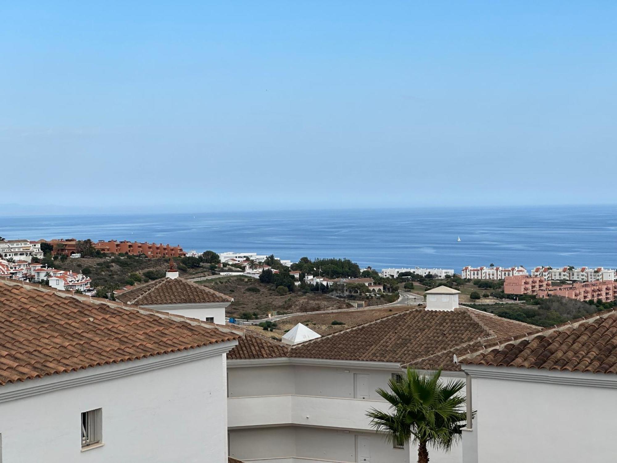 Small Oasis Nelson Mandela Apartment With Sea View, Two Bedrooms, Parking, Terrace And Pool Manilva Ngoại thất bức ảnh